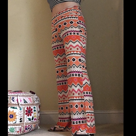 🌻Aztec Printed Palazzo Pants sz M - Picture 2 of 6